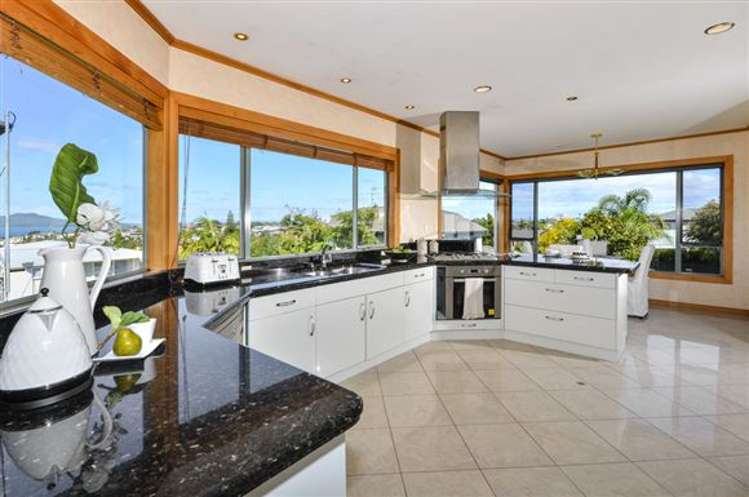 99 East Coast Road Castor Bay_13