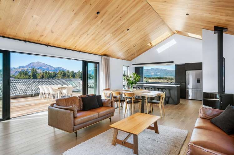 12 Bonspiel Road Wanaka_3