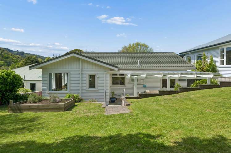 6 Richmond Avenue Karori_1