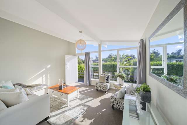 72 Walworth Avenue Pakuranga Heights_2