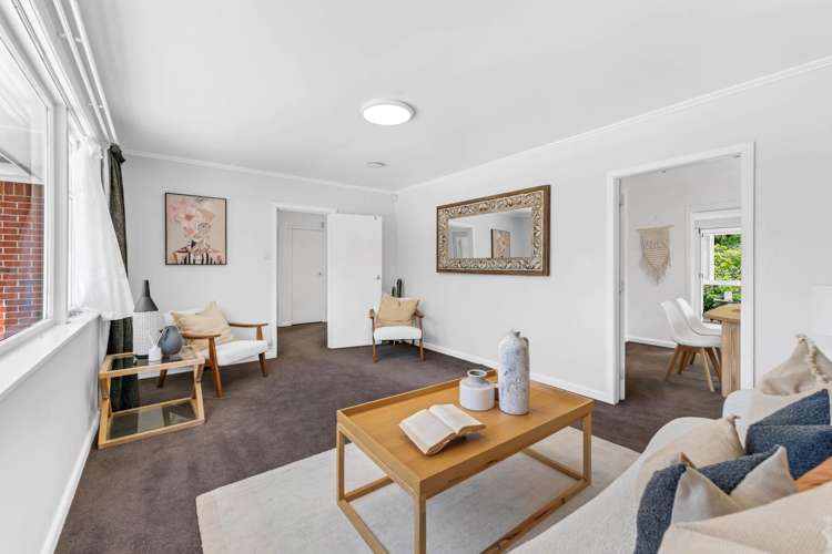 19 Green Lane East_4