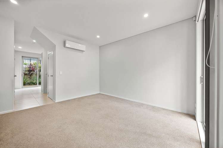 18 Ceramic Lane New Lynn_8