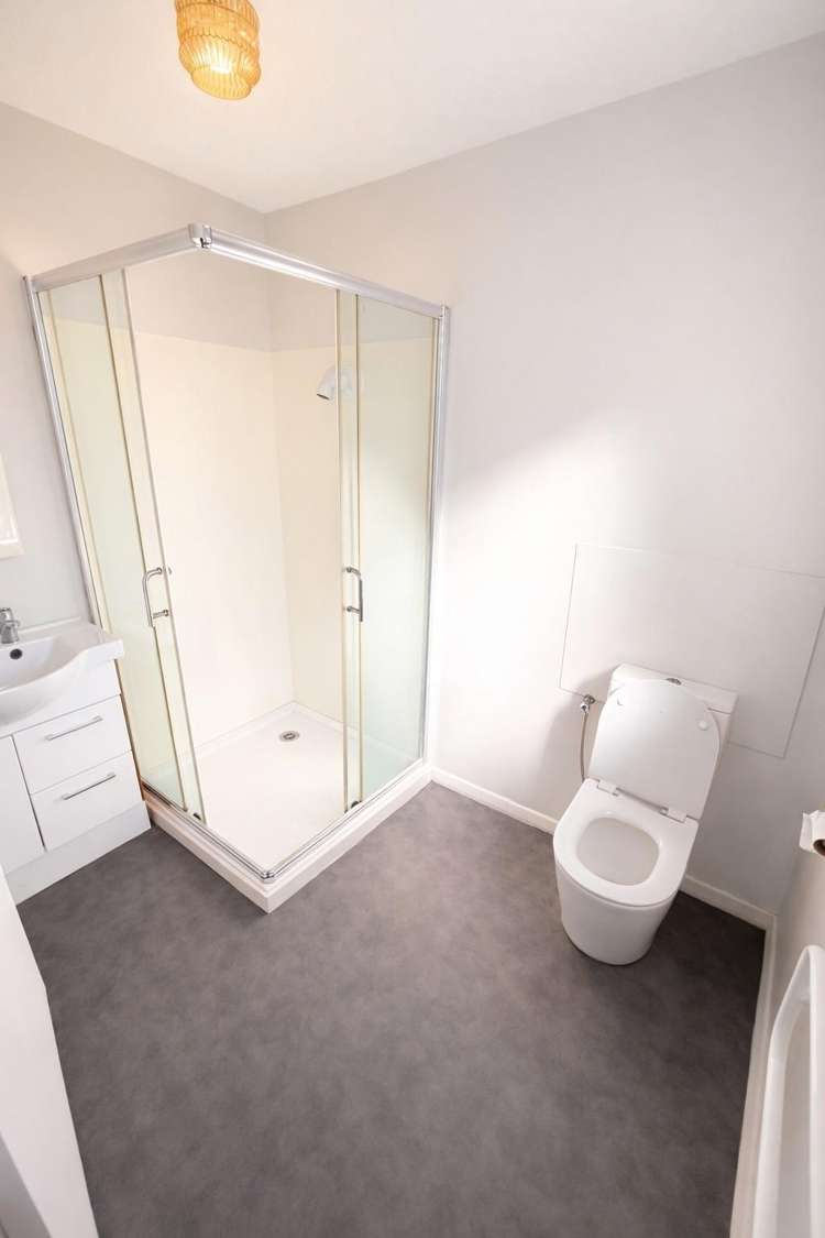 491 Madras Street St Albans_15