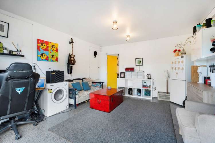 2/48a Tawa Road One Tree Hill_9