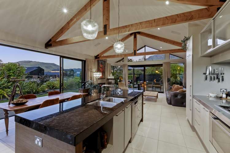 20 Rannoch Drive Jacks Point_4