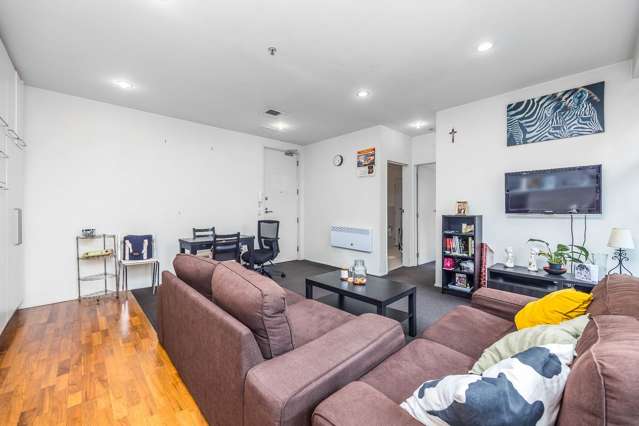 501/2 Beach Road Auckland Central_1