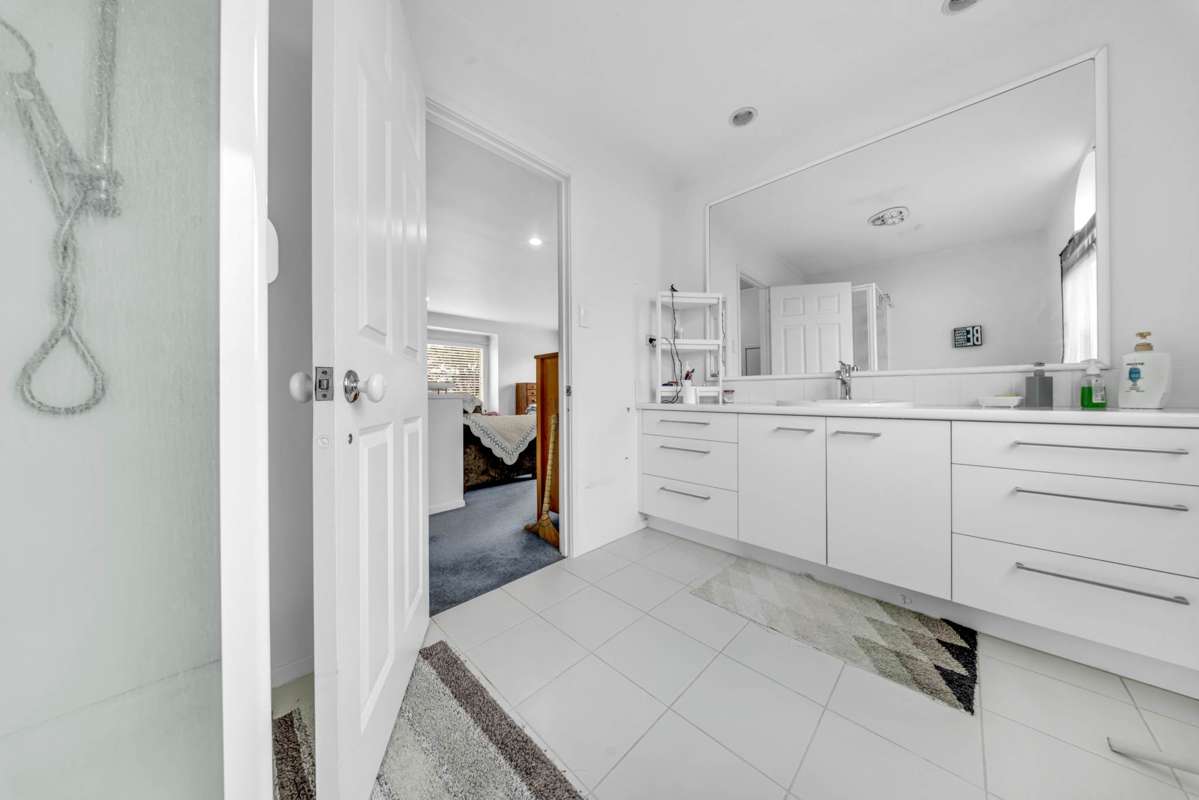 9 Priestley Drive_4