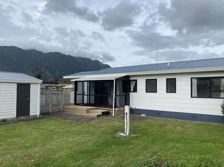 4 Dunlop Crescent Te Aroha_18