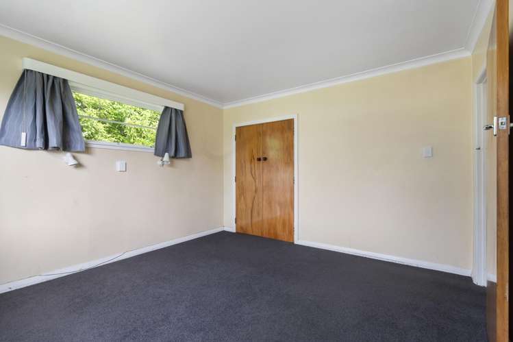 24 Kent Crescent Awapuni_14