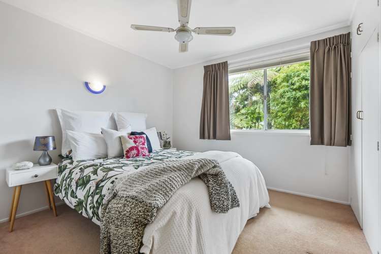 10 Rosecamp Road Beach Haven_22