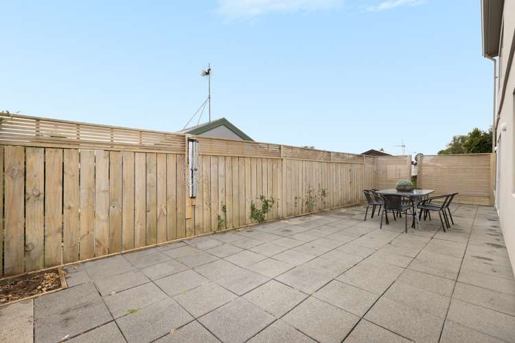 5a Byron Way Otumoetai_11