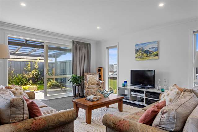 42 Koura Drive Rangiora_1