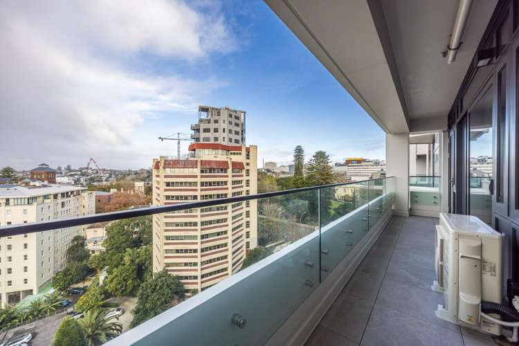 6G/14 Waterloo Quadrant Auckland Central_16