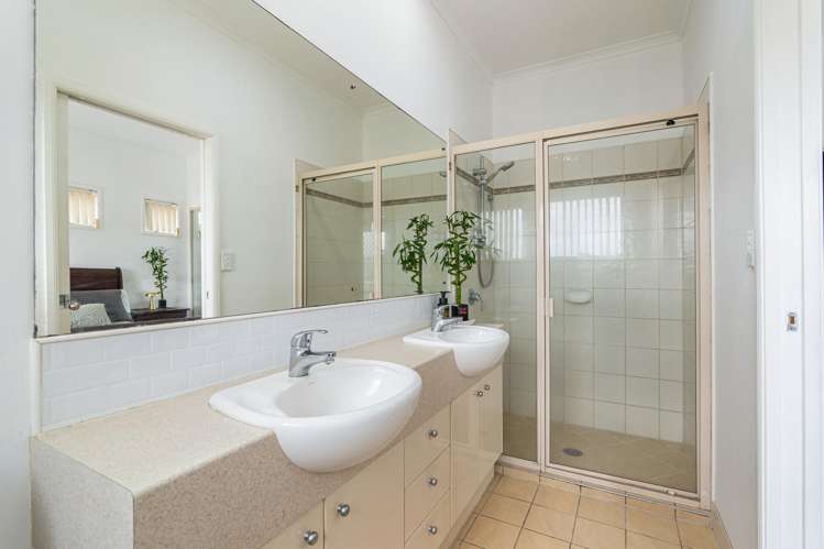 8 Quarter Deck Lane Gulf Harbour_10