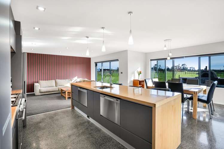 60 Monmouth Road Pembroke_16