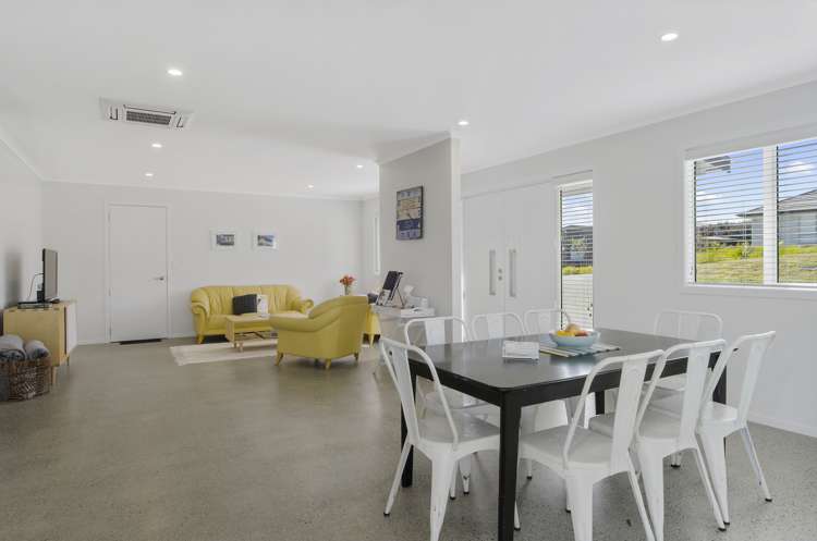 47 Laly Haddon Place Matakana_8