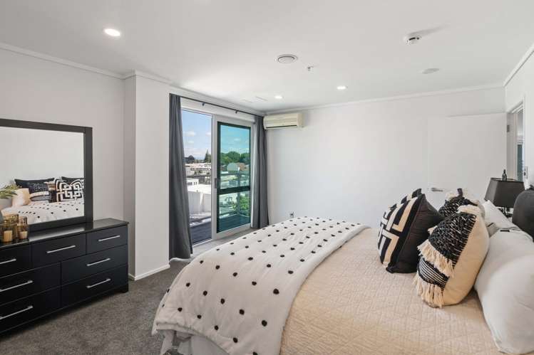 1003/72 Devonport Road Tauranga Central_17