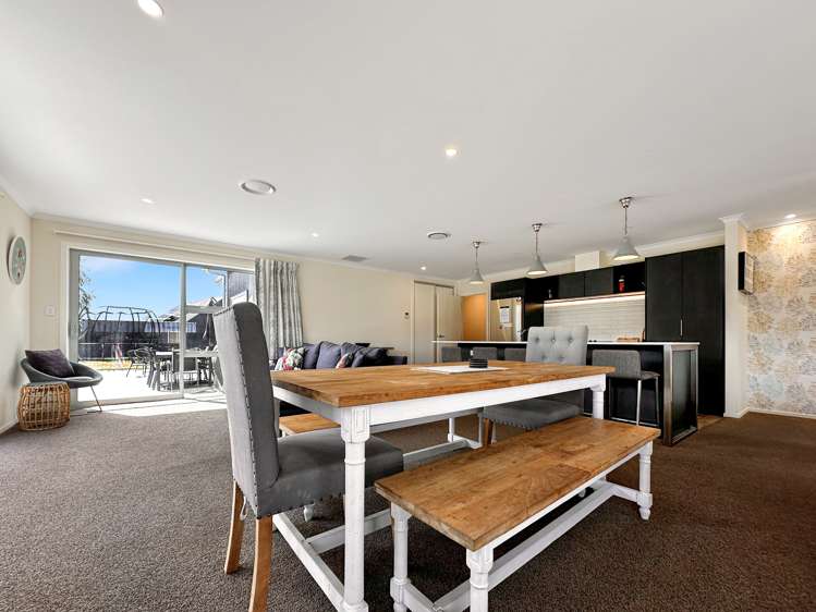 16 Rhoboro Road Twizel_6