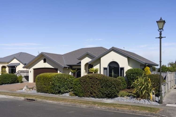 116 Aldinga Avenue Stoke_28
