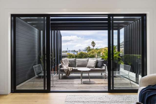 8/11 Western Springs Road Kingsland_4