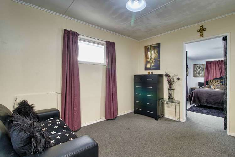 22 Columbus Crescent Flaxmere_7