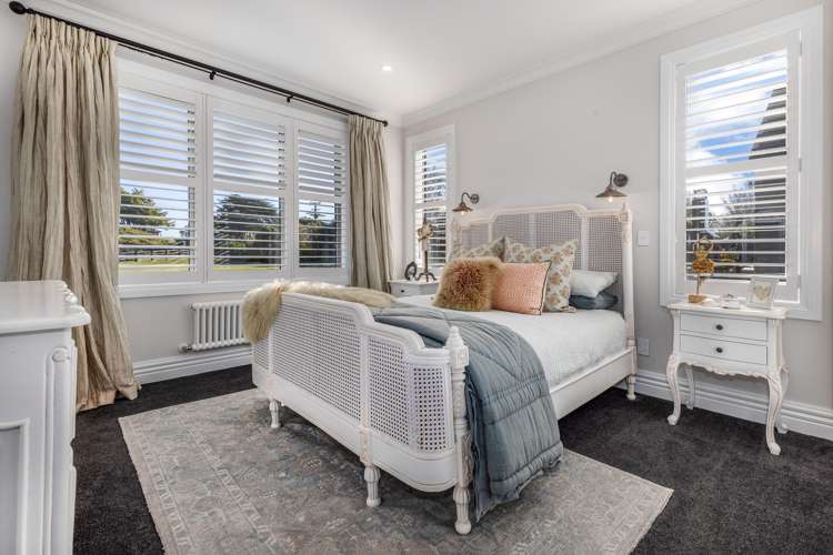 2 Otaihanga Road Paraparaumu Beach_32