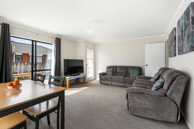 3/34 Wairau Avenue Avondale_2