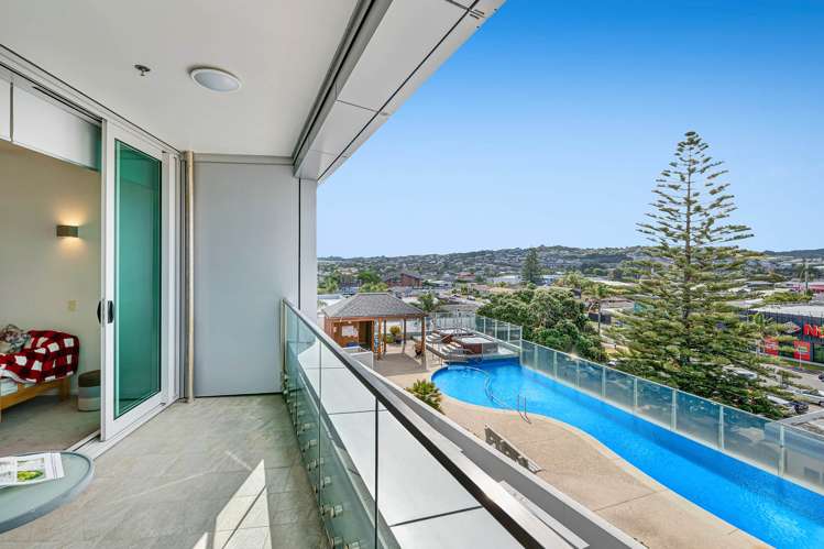 507/11 Tamariki Avenue Orewa_17