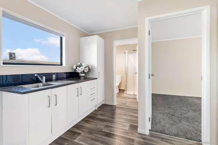 13 Gambare Place Wattle Downs_13