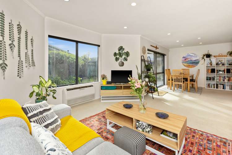 34 Kensington Drive Taradale_8