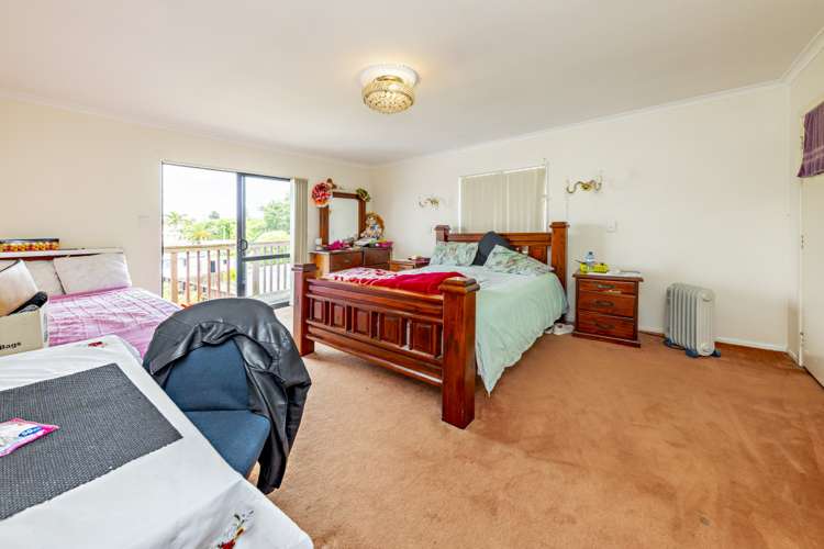 119 Beaumonts Way Manurewa_12