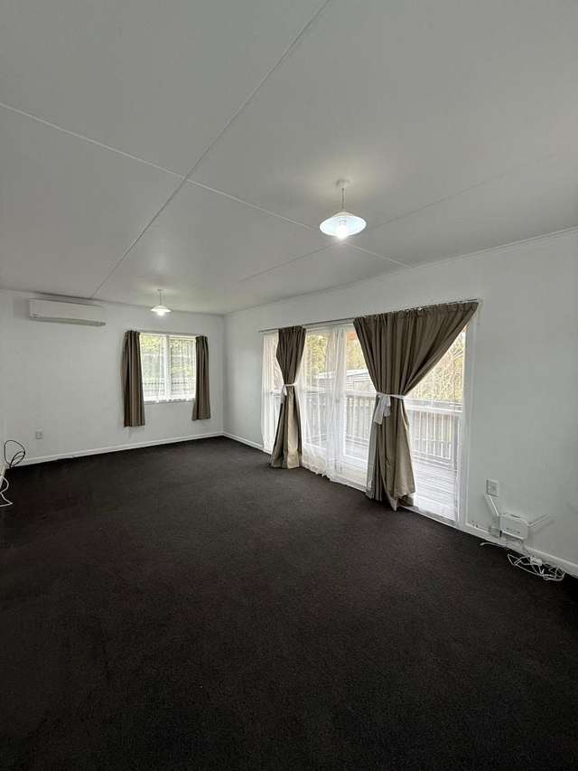 9A Edwin Freeman Place Ranui_4