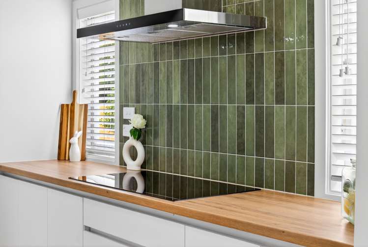 9 Wordsworth Crescent Maraenui_12