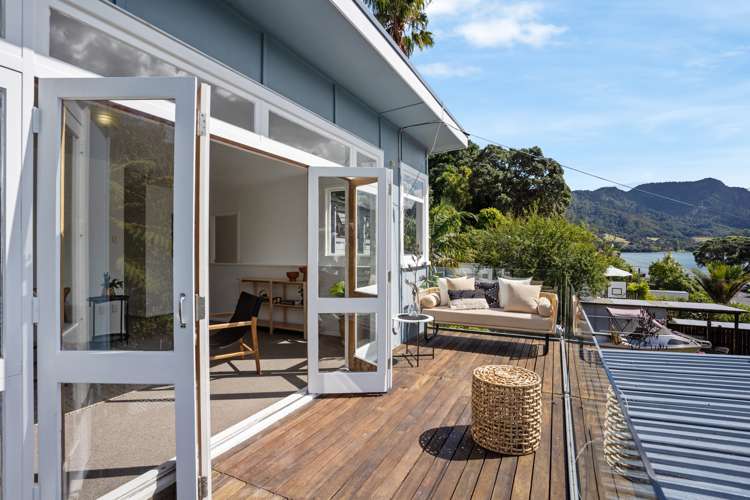 33 Foster Avenue Huia_11