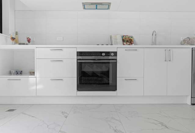 11/17 Barneys Farm Road Clendon Park_3