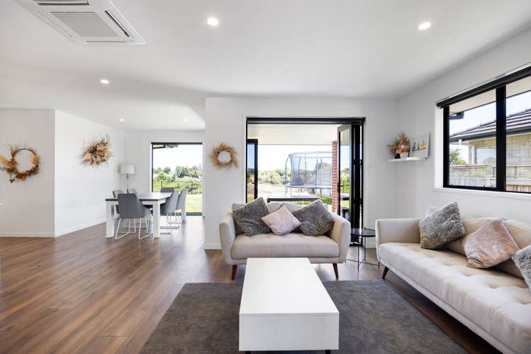 7 Hyatt Close Leamington_9