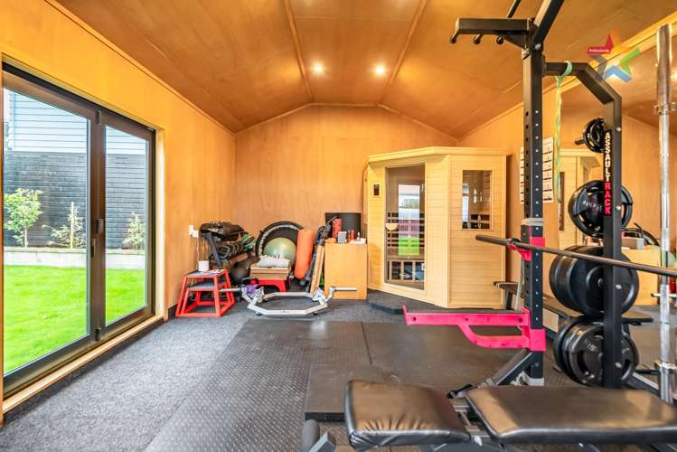 6 Wha Street Lyall Bay_17