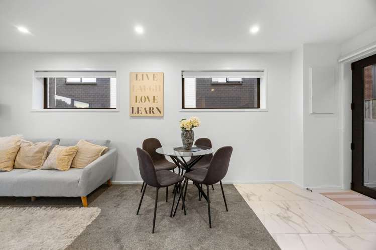 4/14 Wilsher Crescent Henderson_5