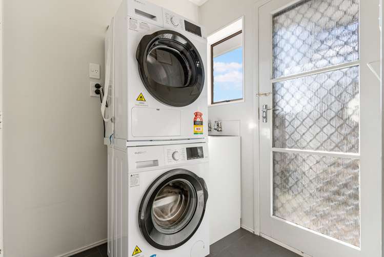 1/14 Butley Drive Farm Cove_9