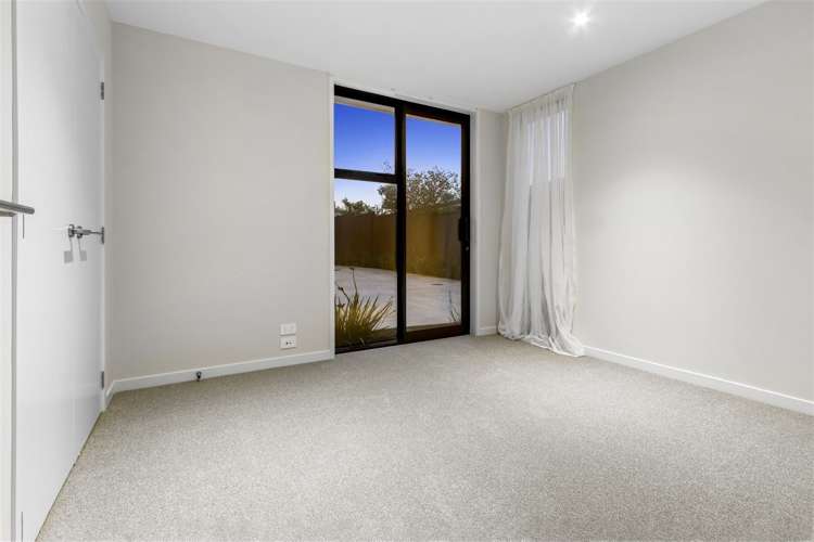 174b Archers Road Glenfield_11