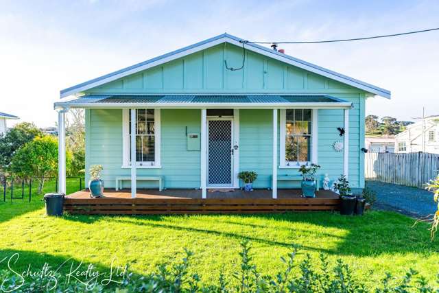Heritage Cottage with Modern Flair