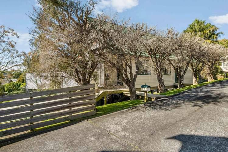 27 Brookvale Park Stanmore Bay_19