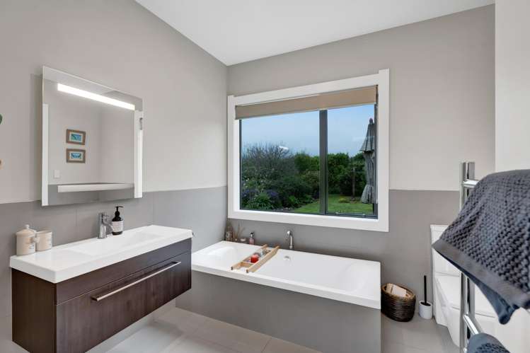 274 Lower Weld Road Oakura_25