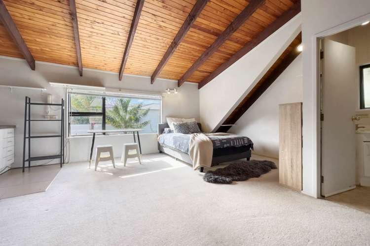 141a The Drive Epsom_10