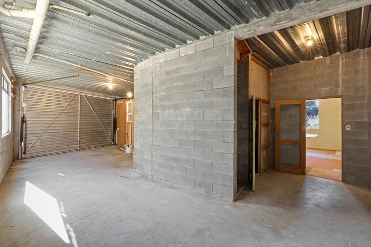 10a Burns Street Westown_17