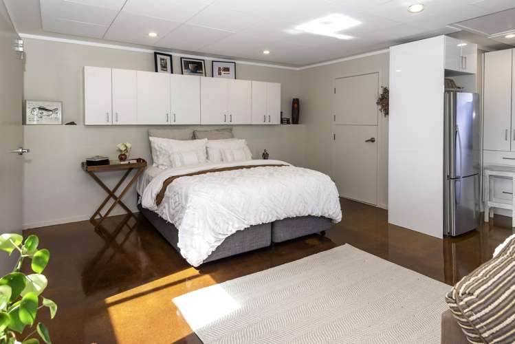 4 Sarah Place Farm Cove_21