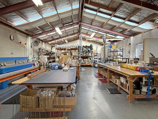 25 Vialou Street Hamilton Central_1