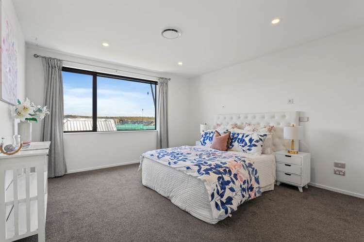 11 Moki Place Long Bay_15