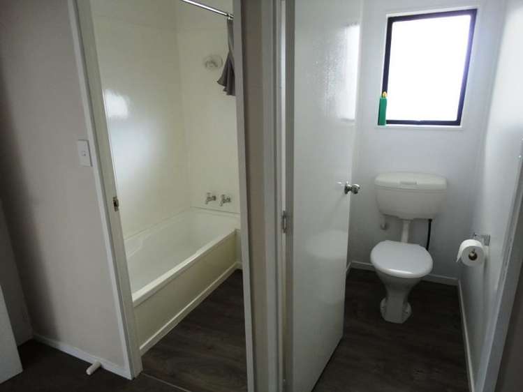 4 Seaward Place Wattle Downs_9