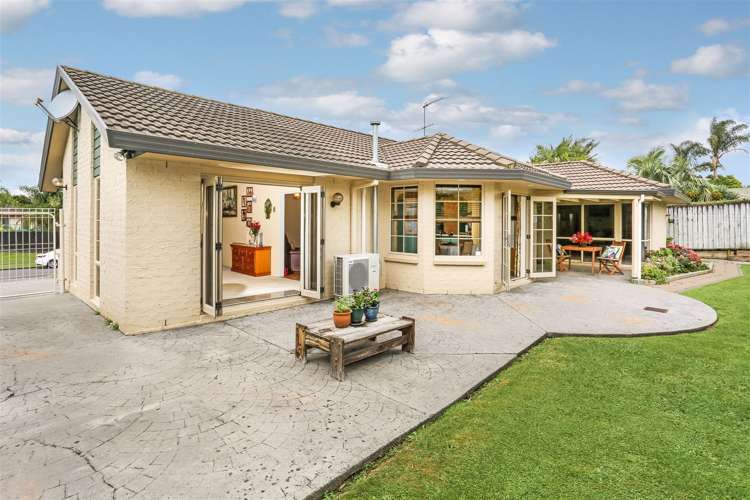 59 Lothian Brae Wattle Downs_15